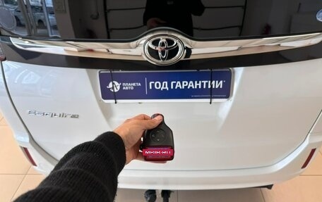 Toyota Esquire I, 2016 год, 1 999 900 рублей, 26 фотография