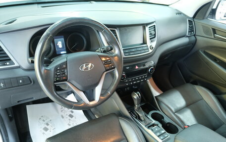 Hyundai Tucson III, 2018 год, 1 799 000 рублей, 10 фотография