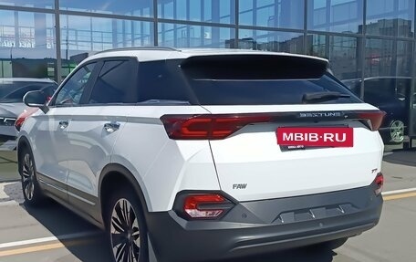 FAW Bestune T77, 2023 год, 1 790 000 рублей, 6 фотография