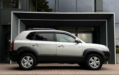 Hyundai Tucson III, 2005 год, 699 900 рублей, 4 фотография