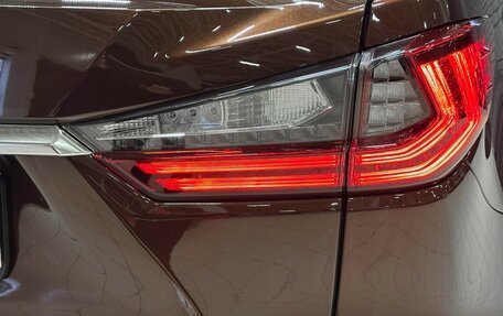 Lexus RX IV рестайлинг, 2017 год, 3 450 000 рублей, 8 фотография