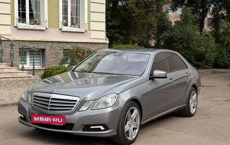 Mercedes-Benz E-Класс, 2010 год, 1 500 000 рублей, 4 фотография