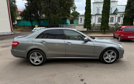 Mercedes-Benz E-Класс, 2010 год, 1 500 000 рублей, 9 фотография
