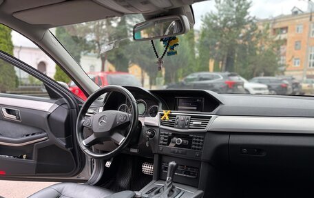 Mercedes-Benz E-Класс, 2010 год, 1 500 000 рублей, 14 фотография