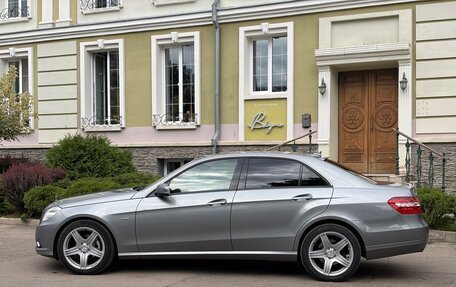 Mercedes-Benz E-Класс, 2010 год, 1 500 000 рублей, 13 фотография