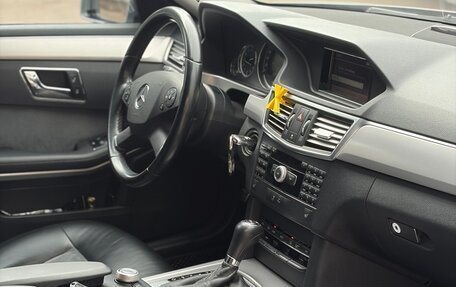Mercedes-Benz E-Класс, 2010 год, 1 500 000 рублей, 15 фотография