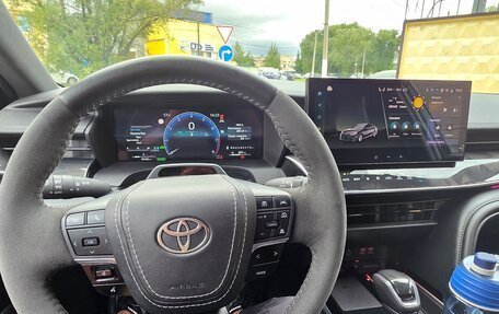 Toyota Camry, 2025 год, 4 000 000 рублей, 9 фотография