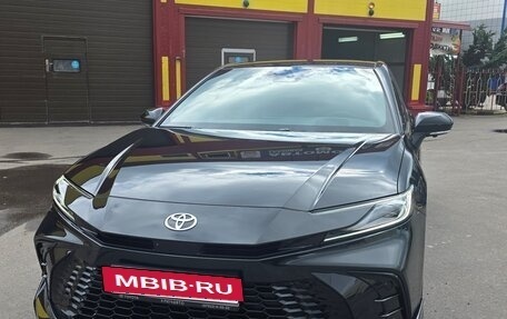 Toyota Camry, 2025 год, 4 000 000 рублей, 4 фотография