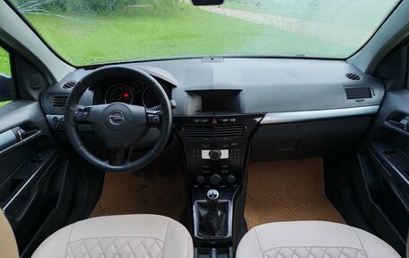Opel Astra H, 2007 год, 190 000 рублей, 17 фотография