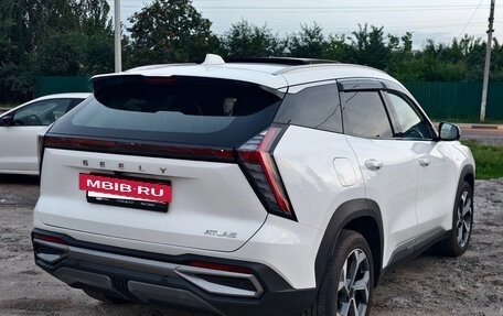 Geely Atlas, 2024 год, 3 050 000 рублей, 3 фотография