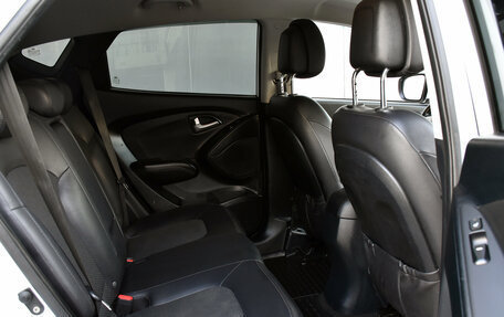 Hyundai ix35 I рестайлинг, 2010 год, 1 055 000 рублей, 14 фотография