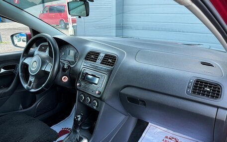 Volkswagen Polo VI (EU Market), 2011 год, 399 000 рублей, 13 фотография
