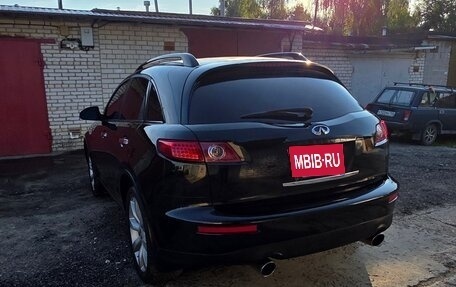 Infiniti FX I, 2004 год, 920 000 рублей, 5 фотография