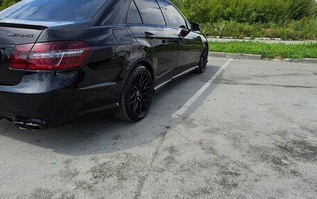 Mercedes-Benz E-Класс, 2011 год, 2 100 000 рублей, 11 фотография