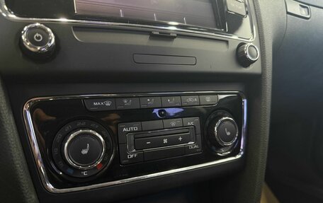 Skoda Superb III рестайлинг, 2014 год, 1 489 000 рублей, 13 фотография