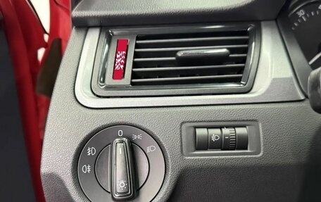 Skoda Rapid I, 2017 год, 1 249 000 рублей, 14 фотография