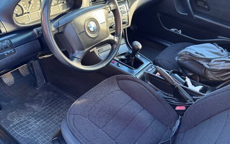 BMW 3 серия, 2004 год, 530 000 рублей, 9 фотография