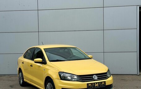 Volkswagen Polo VI (EU Market), 2019 год, 645 000 рублей, 3 фотография
