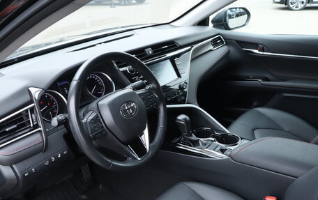 Toyota Camry, 2020 год, 2 870 000 рублей, 13 фотография