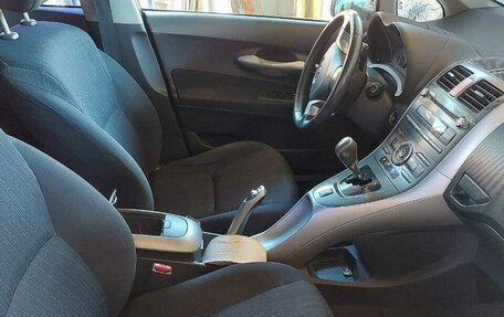 Toyota Auris II, 2007 год, 700 000 рублей, 12 фотография
