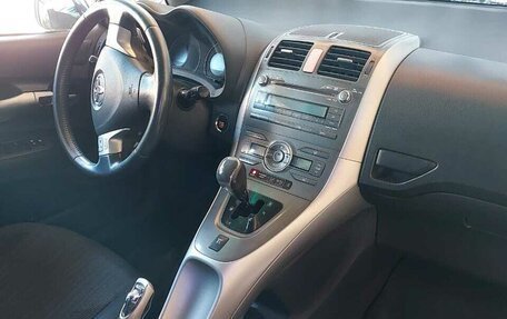 Toyota Auris II, 2007 год, 700 000 рублей, 11 фотография