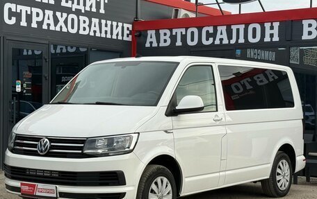 Volkswagen Caravelle T6 рестайлинг, 2018 год, 2 399 000 рублей, 4 фотография