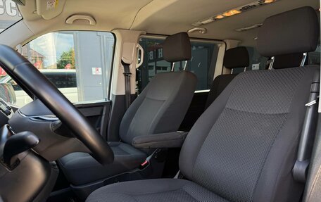 Volkswagen Caravelle T6 рестайлинг, 2018 год, 2 399 000 рублей, 11 фотография