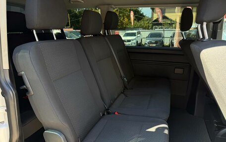 Volkswagen Caravelle T6 рестайлинг, 2018 год, 2 399 000 рублей, 20 фотография