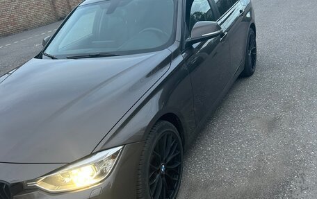 BMW 3 серия, 2013 год, 1 300 000 рублей, 4 фотография