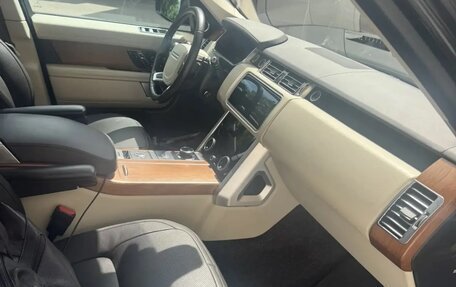 Land Rover Range Rover IV рестайлинг, 2018 год, 7 500 000 рублей, 15 фотография