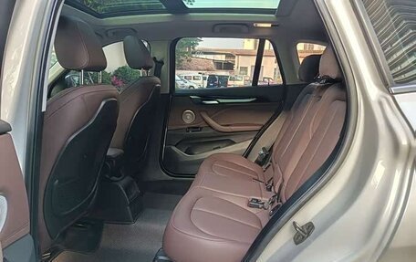 BMW X1, 2022 год, 1 850 000 рублей, 10 фотография