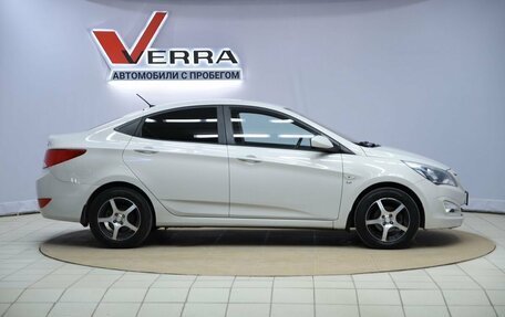 Hyundai Solaris II рестайлинг, 2015 год, 950 000 рублей, 3 фотография