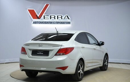 Hyundai Solaris II рестайлинг, 2015 год, 950 000 рублей, 4 фотография