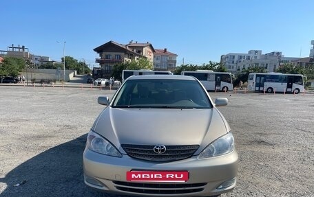 Toyota Camry V40, 2004 год, 750 000 рублей, 3 фотография
