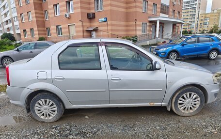 Renault Logan I, 2011 год, 300 000 рублей, 2 фотография