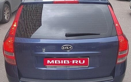 KIA cee'd I рестайлинг, 2011 год, 700 000 рублей, 4 фотография
