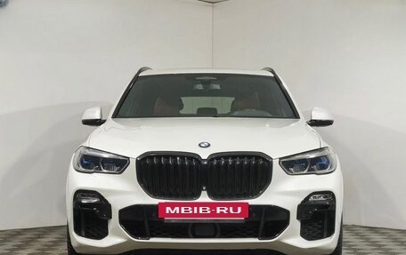 BMW X5, 2018 год, 5 600 000 рублей, 3 фотография