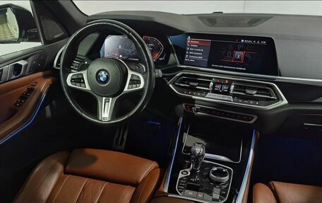 BMW X5, 2018 год, 5 600 000 рублей, 13 фотография