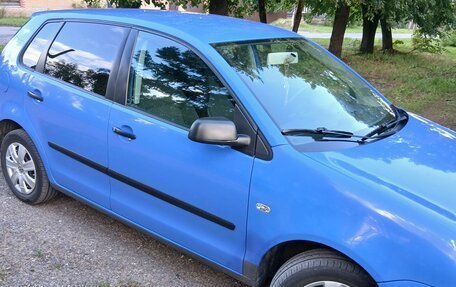 Volkswagen Polo IV рестайлинг, 2003 год, 350 000 рублей, 2 фотография