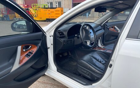 Toyota Camry, 2009 год, 1 500 000 рублей, 9 фотография