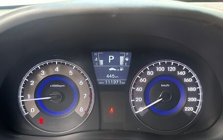 Hyundai Solaris II рестайлинг, 2011 год, 685 000 рублей, 14 фотография