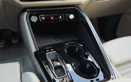Audi Q5, 2025 год, 6 150 000 рублей, 12 фотография