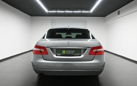 Mercedes-Benz E-Класс, 2010 год, 1 175 000 рублей, 4 фотография