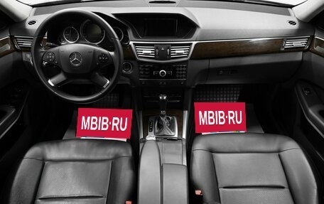 Mercedes-Benz E-Класс, 2010 год, 1 175 000 рублей, 10 фотография