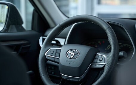 Toyota Highlander, 2026 год, 5 599 000 рублей, 13 фотография