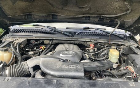Chevrolet Tahoe II, 2002 год, 630 000 рублей, 9 фотография