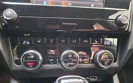 Skoda Octavia, 2018 год, 1 600 000 рублей, 15 фотография