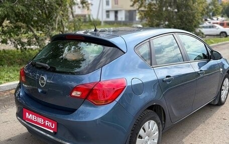 Opel Astra J, 2014 год, 700 000 рублей, 5 фотография