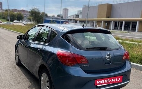 Opel Astra J, 2014 год, 700 000 рублей, 4 фотография