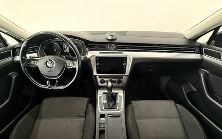 Volkswagen Passat B8 рестайлинг, 2018 год, 2 190 000 рублей, 7 фотография